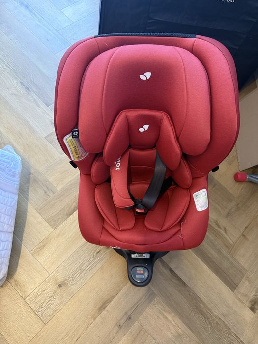 Scaun auto rotativ 360° JOIE i-spin cu picior de sustinere