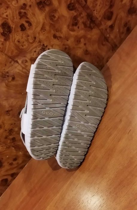 сандалии GEOX J sandal fusbetto 36 раз.