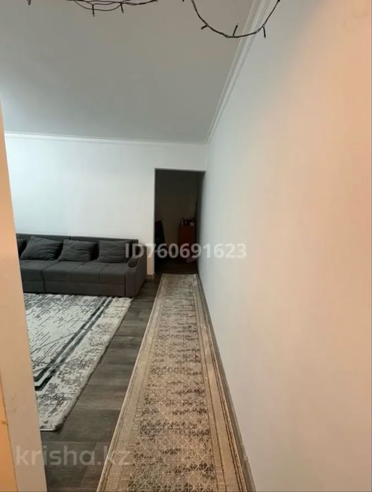 Продам 2-х комнатную квартиру срочно