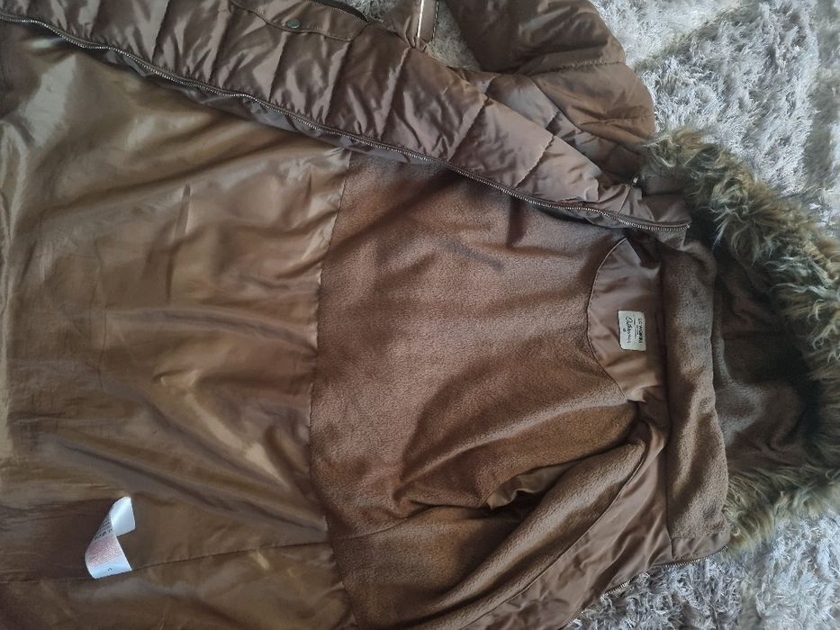 Geaca groasa lunga Xl marime 42 maro dama