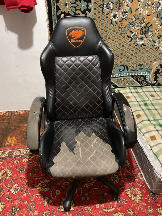 Игровое кресло Cougar