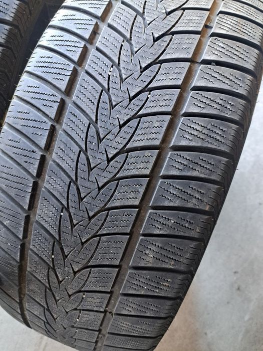 2 anvelope M+S 275 45 r20 Imperial