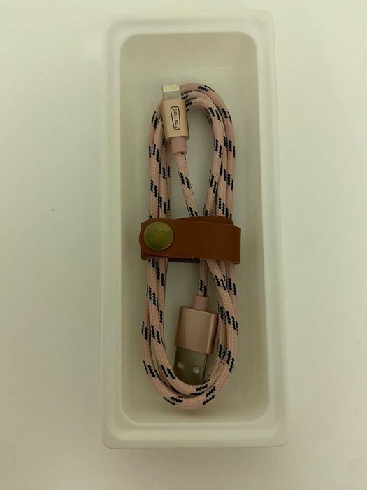 Кабель для телефона