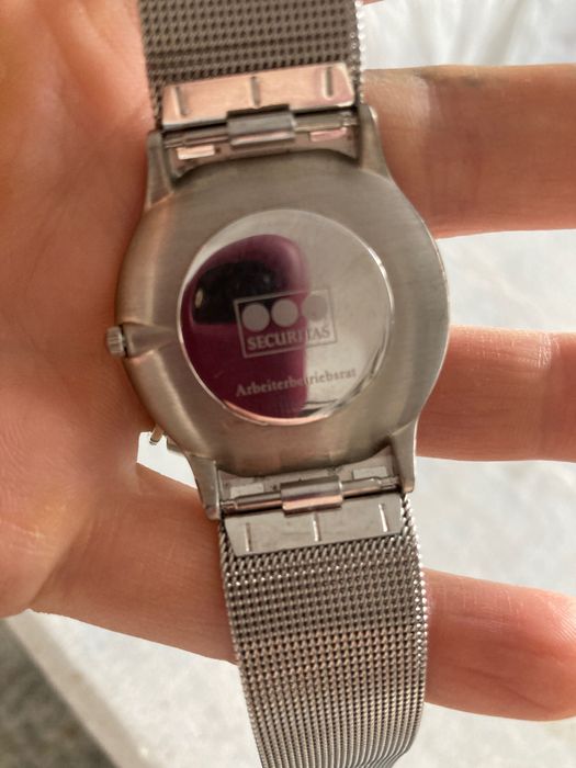 Chrono часовник чисто нов