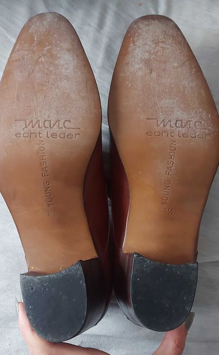 Pantofi piele maro toc mic unisex