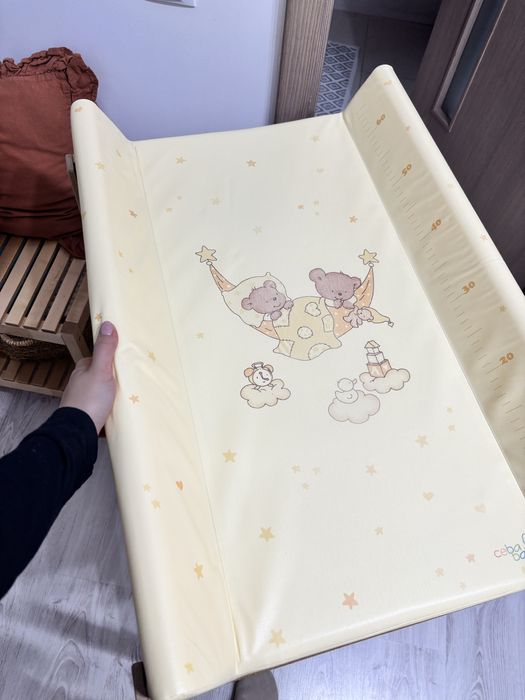 Masa de schimbat/infasat bebe