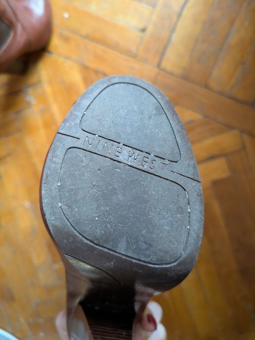 Botine din piele Nine West