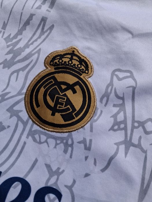 Tricou fotbal cu arda guller