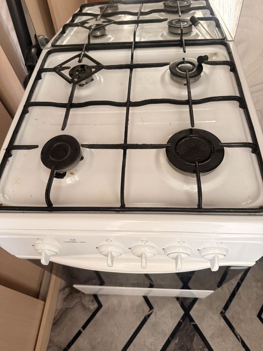 Газовая плита в отличном состоянии