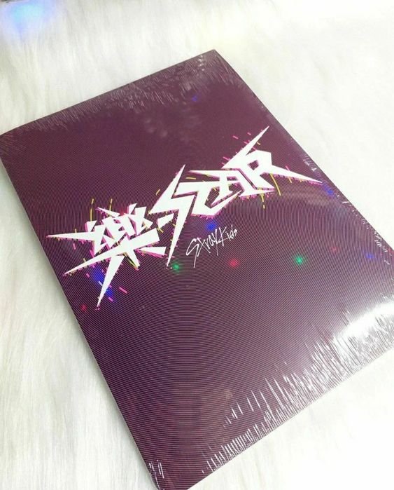 Альбом Stray Kids Rockstar