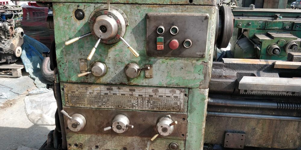 Strung prelucrari mecanice SNB 400