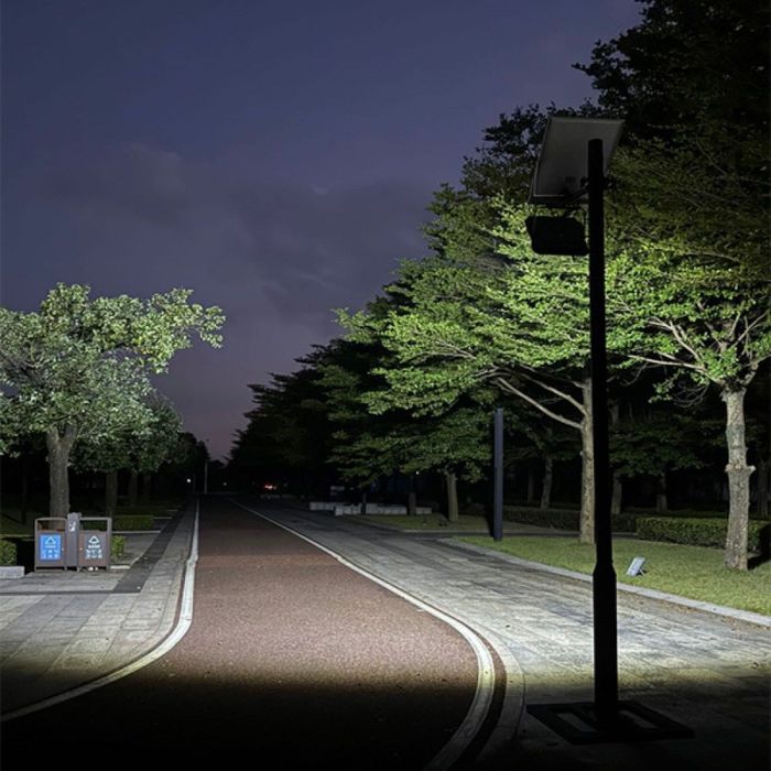 100W Соларен прожектор