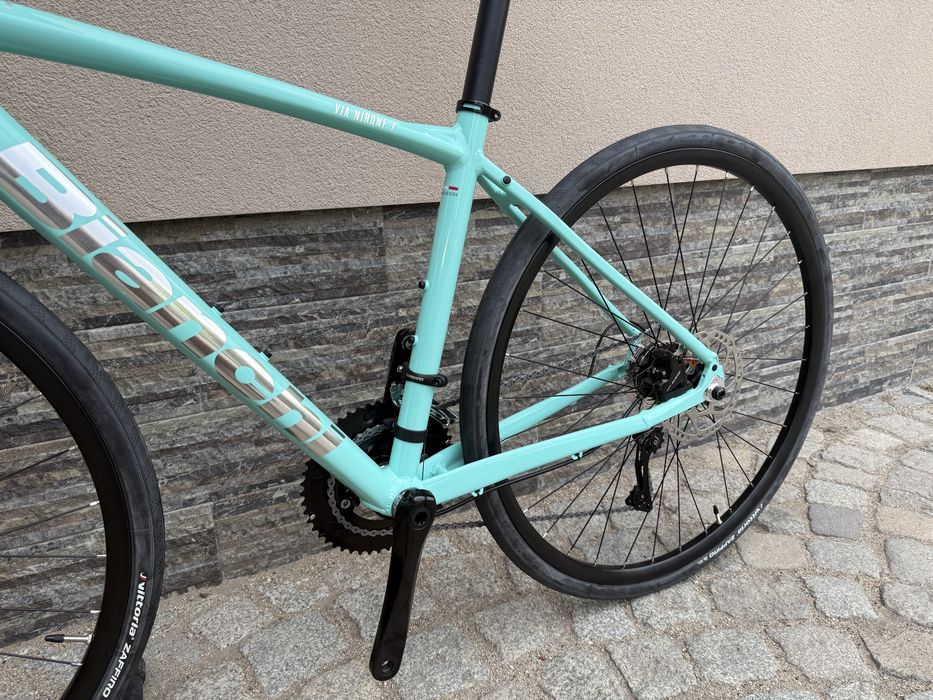 Чисто нов!Шосеен велосипед Bianchi Via Nirone 7 размер: 28/47см