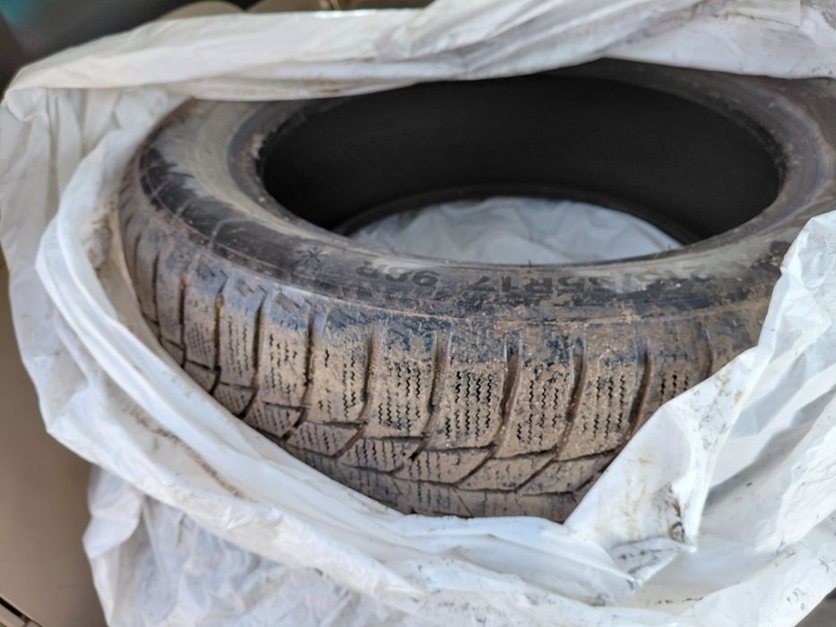 Продам зимние шины