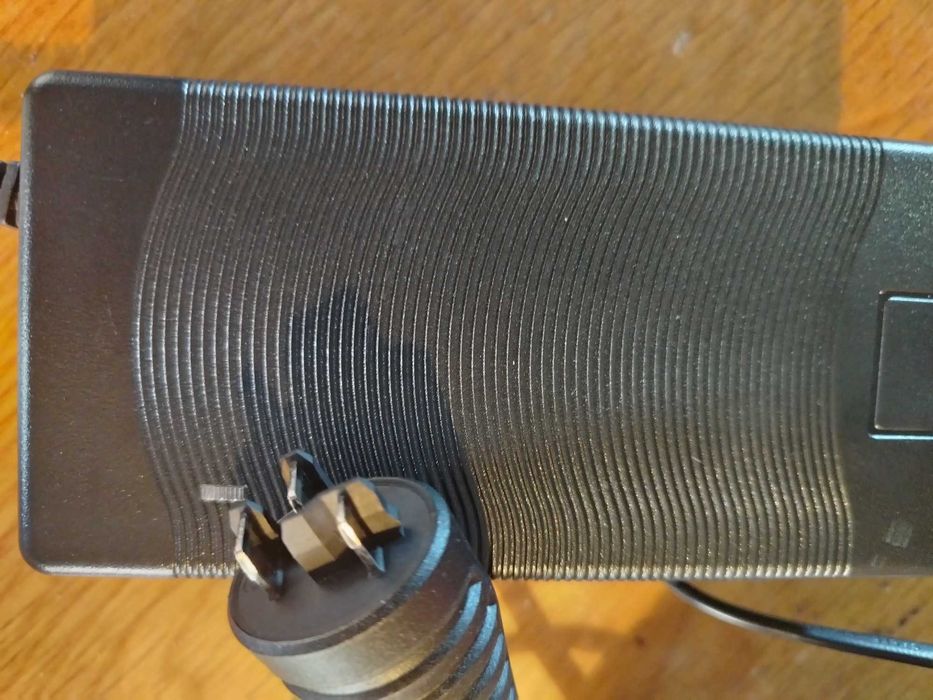 Încărcător compatibil bosch 42v 4a