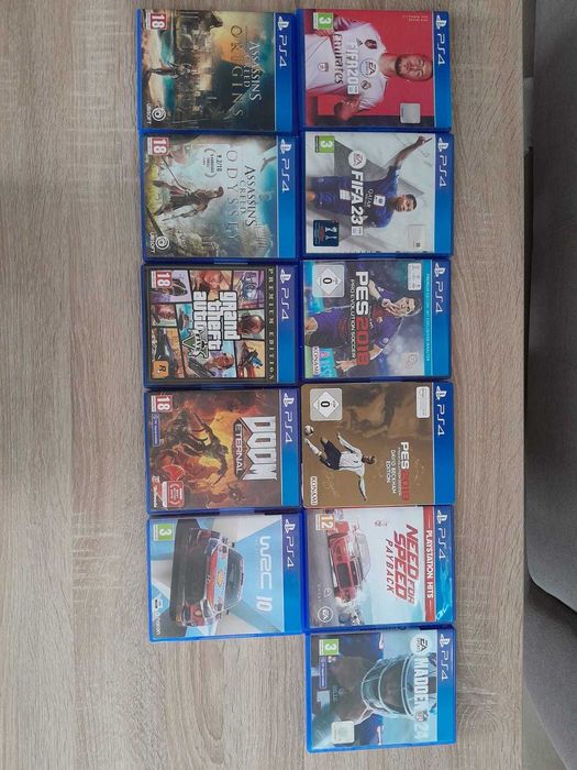 Vând jocuri PS4 și  PS3 aproape noi(stare foarte bună).