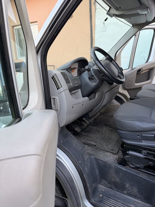 Peugeot boxer 2.2 motorina  an2007