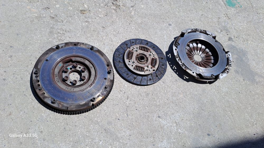 Маховик+съединител к-т FIAT GRANDE PUNTO 1.4I 2009-