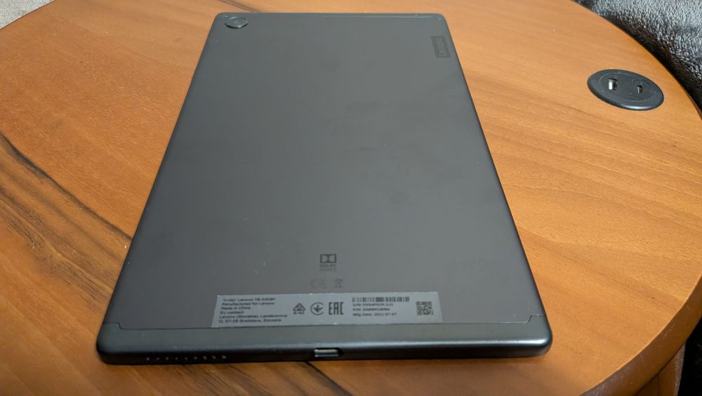 Lenovo M 10 HD таблет титаниум Силвър
