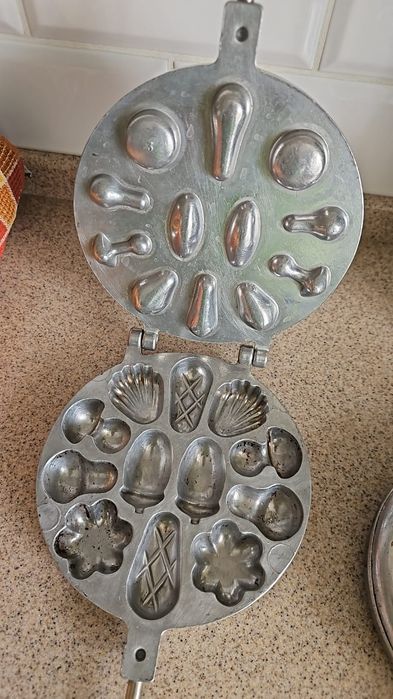 Орешница (форма для печенья)