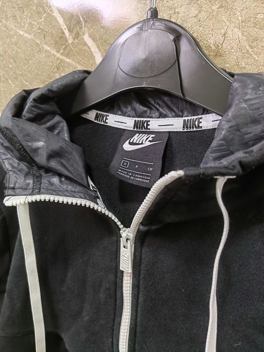 Суитшърт , горнище Nike