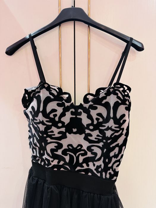 Буклена рокля