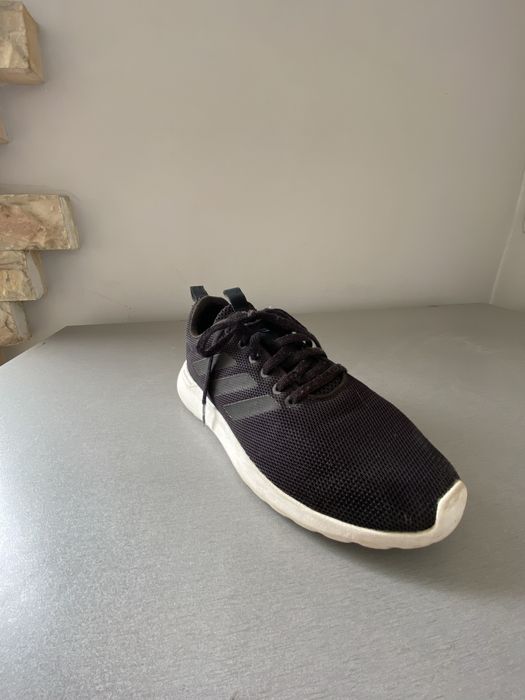 Беговые Кроссовки Адидас продам не дорого