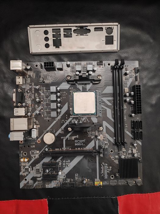 Комплект Onda B450S-W + Ryzen 5 2400G