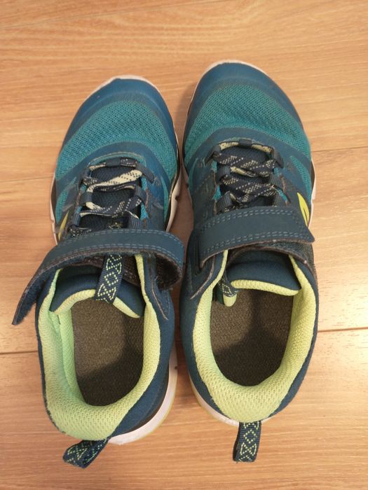 Vând pantofi sport Decathlon Newfeel M33 folositi