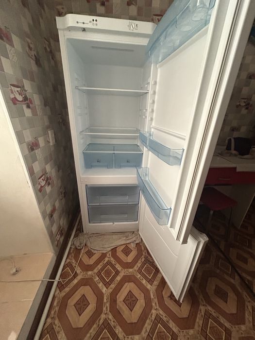 Холодильник pozic