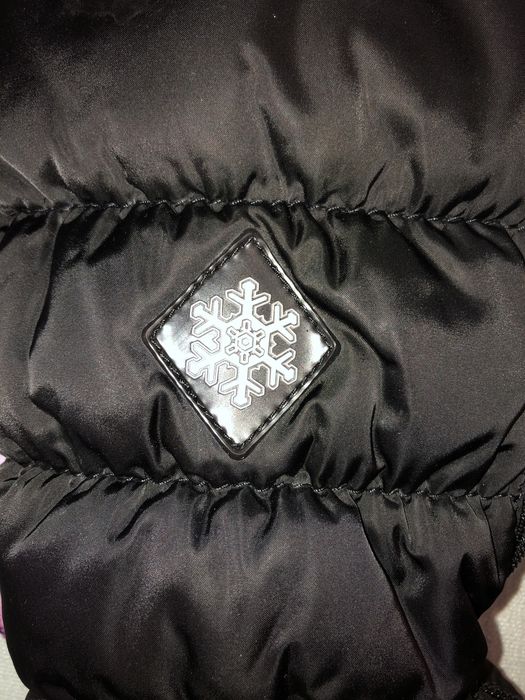 Зимние очень теплые сапоги дутики.