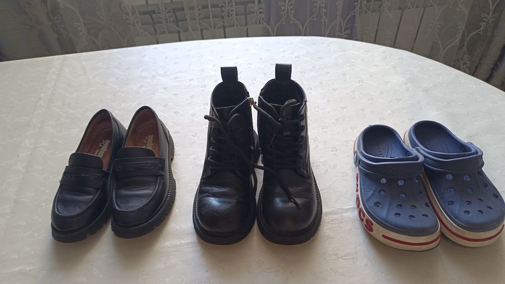 Продам обувь для девочки