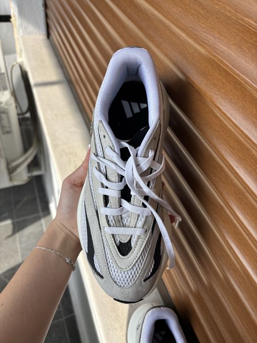 Нови обувки adidas