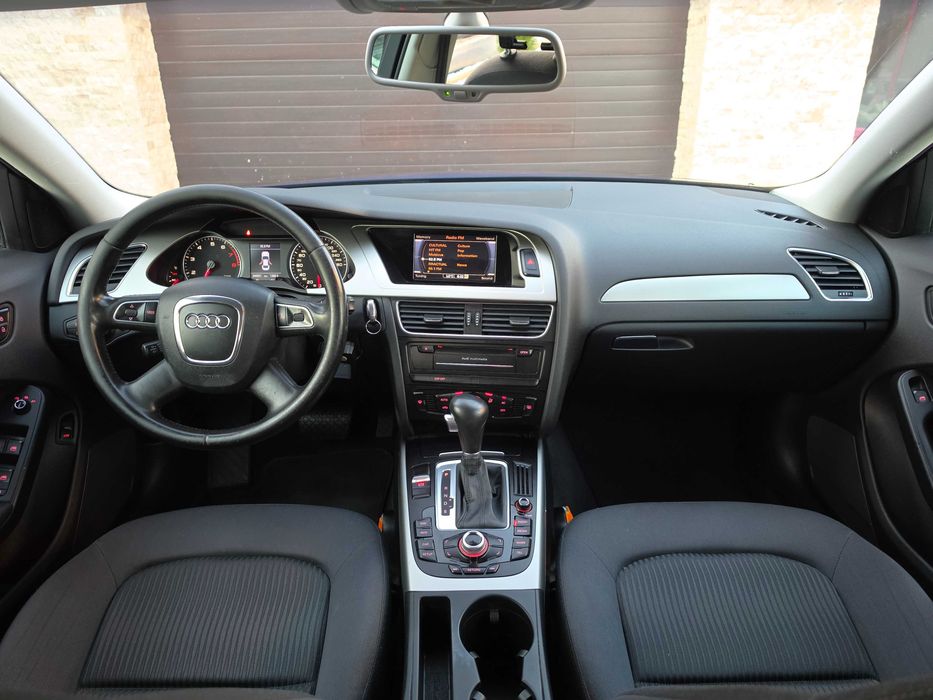Audi A4 B8 berlina, an 2010 luna 5, 1.8 TFSI, EURO 5, AUTOMATA, RATE CREDIT BUY BACK