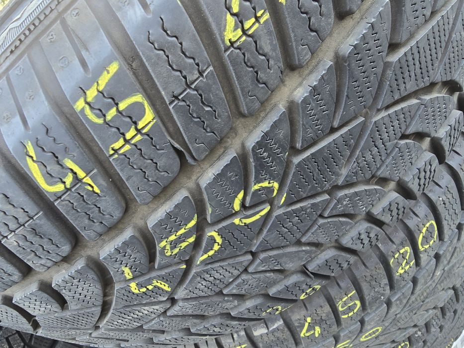 275 45 20 Dunlop m+s