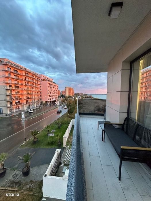 2 cam lux | zona cluburilor/opera| comis 0 |250m de plaja | investitie