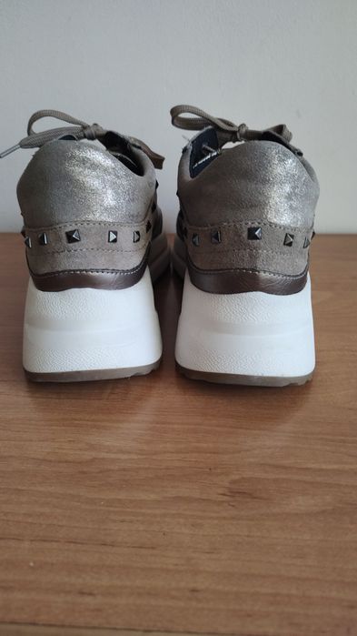 Сникърси  Guess, Geox, нови  обувки