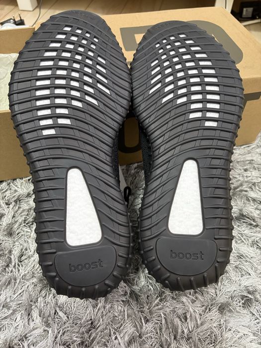 Yeezy boost 350 negru-albastru