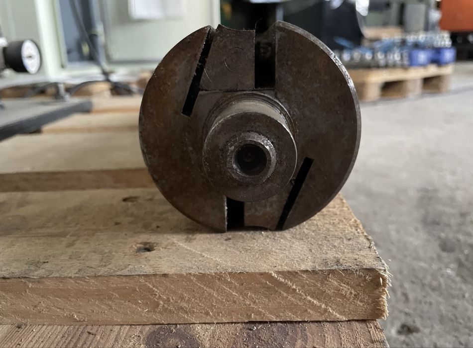 НОВ Вал за щрайхмус или рендосвачка - работна част 420 мм