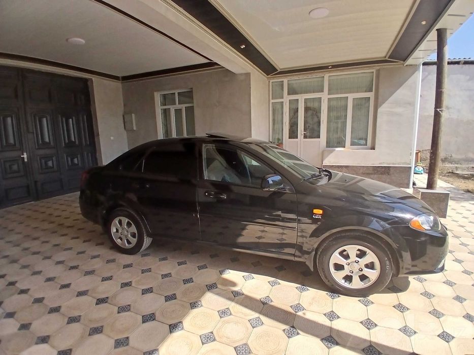 Lacetti/Gentra  2021 yili qora