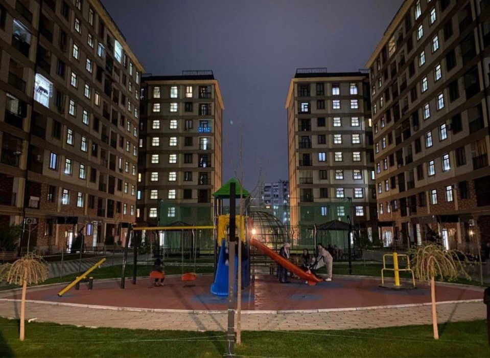 Аренда 3/2/9 Корасарой , Golden House