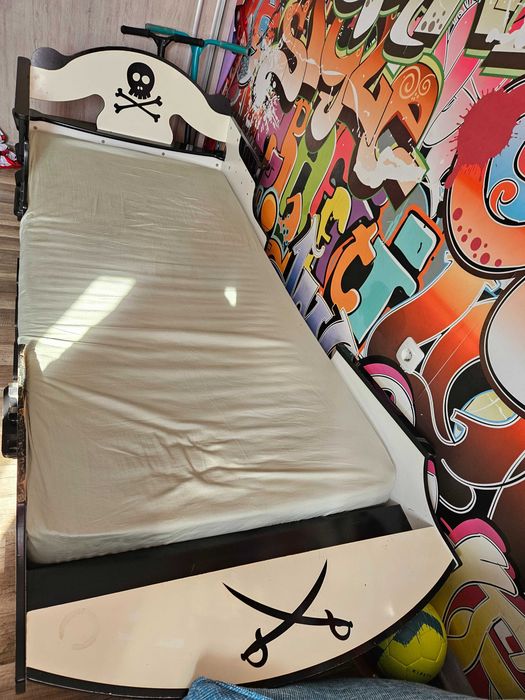 Детско Пиратско легло