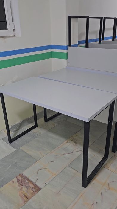 Стол на м/к из ЛДСП