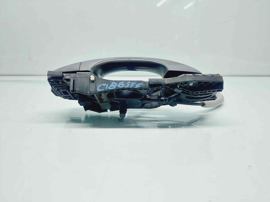 Maner usa stanga fata Skoda Octavia 3 (5E3) [Fabr 2012-2020] 5L0837885