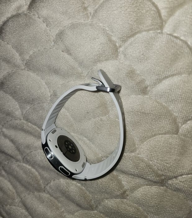 Samsung galaxy S22 Ultra + Galaxy watch 8