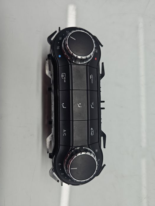 Panou comanda clima Mercedes Clasa A (W176) [Fabr 2012-2018] A24690022