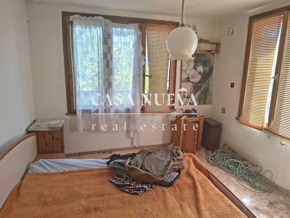 Продава се Къща в с. Реяновци, Област Перник - 90 кв.м за 500 €/кв.м - Снимка #5