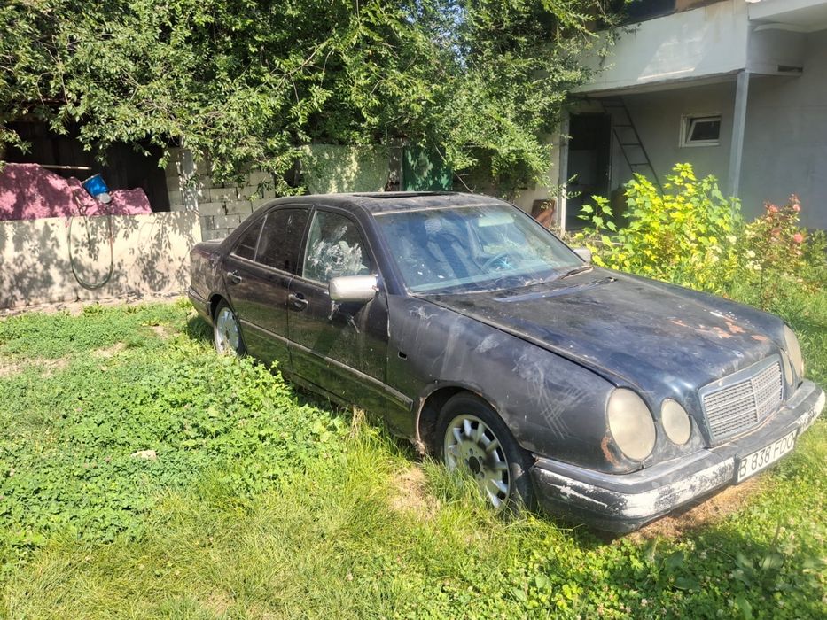 W210 mercedes benz!