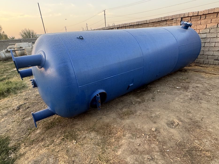 Емкость Цистерна 10куб Ресивер сотилади