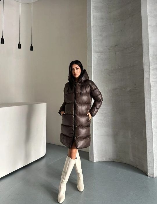 Дамско дълго яке.